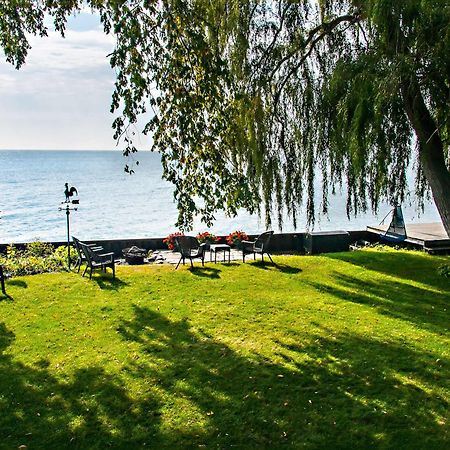 Point Pelee Lakeshore B&B Leamington Exterior photo